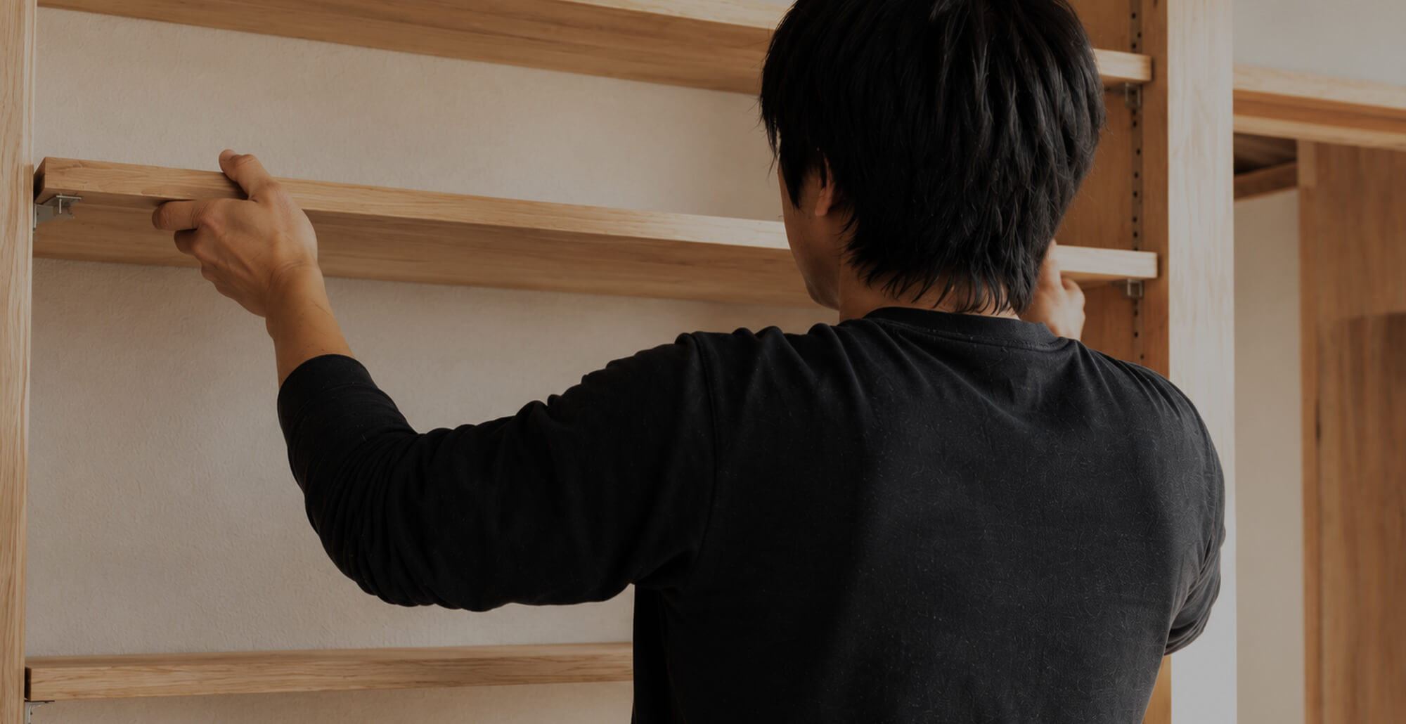 人が集まる場所に、 人を想う空間を。